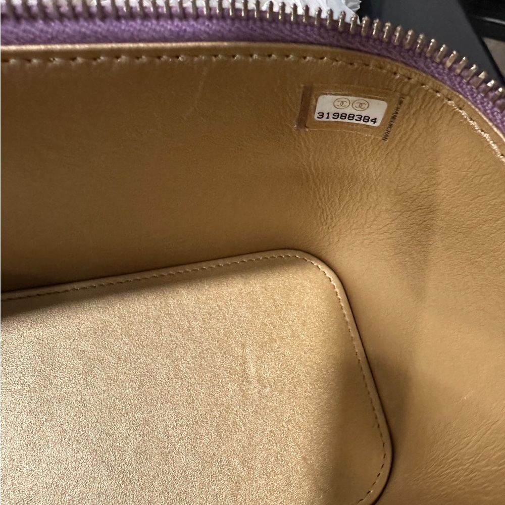 Traded💝 Chanel vanity - Picture 5 of 6